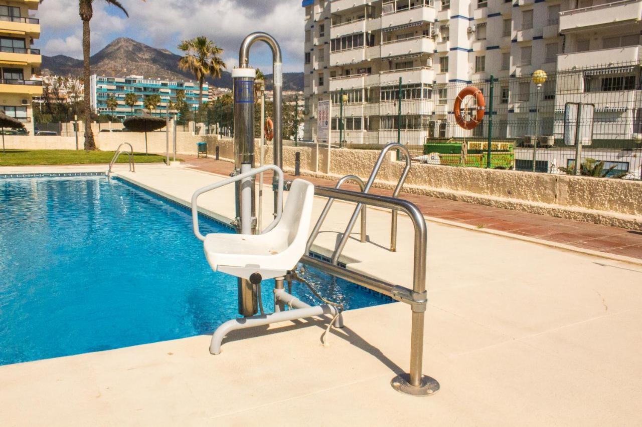 Aloha Playa Apartment With Ocean Views And Pools 베날마데나코스타 외부 사진