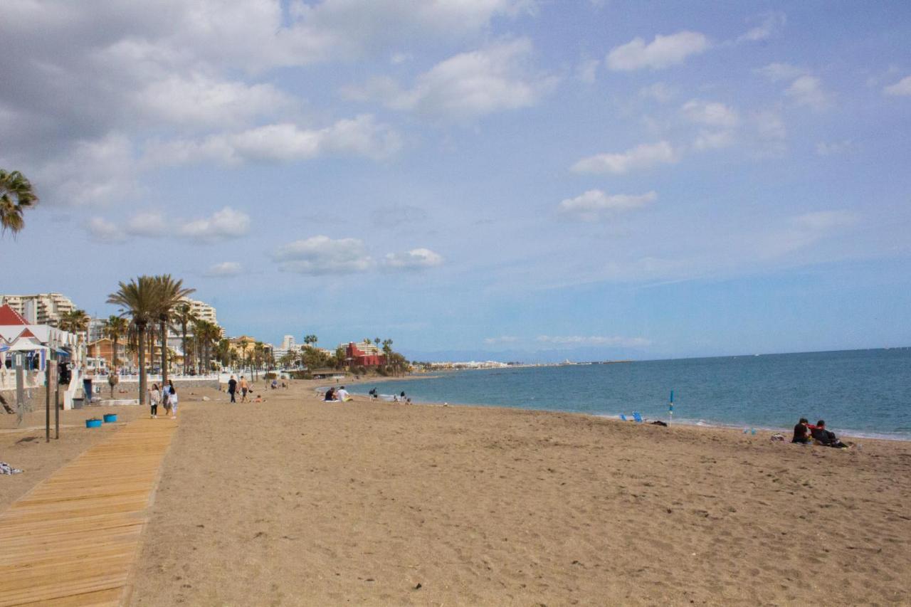 Aloha Playa Apartment With Ocean Views And Pools 베날마데나코스타 외부 사진